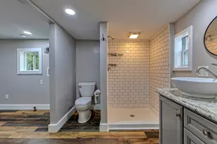 805 Meadowbrook Rd, Level Green, PA 15085 - Photo 8