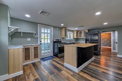 805 Meadowbrook Road, Level Green, PA 15085 - Photo 2