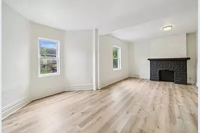 5421 Wellesley Ave, Pittsburgh, PA 15206 - Photo 2