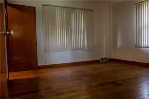 6929 Monroe Ave, West Mifflin, PA 15122 - Photo 16