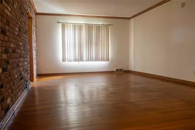 6929 Monroe Ave, West Mifflin, PA 15122 - Photo 4