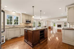 9914 Le Grand Dr, Pittsburgh, PA 15090 - Photo 8