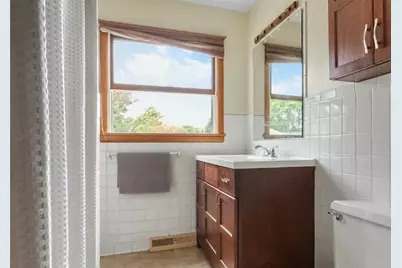 130 Todd Ave, Hermitage, PA 16148 - Photo 18
