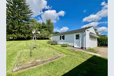 415 Falls Ave, Neshannock Township, PA 16105 - Photo 6
