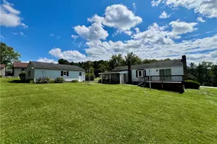 415 Falls Ave, Neshannock Township, PA 16105 - Photo 4