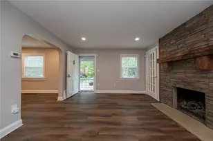 558 Glenrock Dr, Bethel Park, PA 15102 - Photo 4