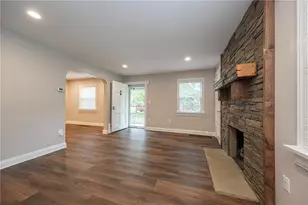 558 Glenrock Dr, Bethel Park, PA 15102 - Photo 6
