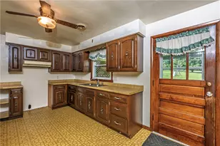 601 Herman Rd, Summit Township, PA 16002 - Photo 8