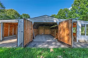 601 Herman Rd, Summit Township, PA 16002 - Photo 32