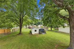 1369 Wakefield Dr, Hermitage, PA 16148 - Photo 24