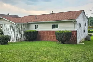 1805 W Penn Ave, Dunbar Township, PA 15425 - Photo 2