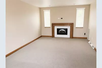 5110 Fieldcrest Dr, Pittsburgh, PA 15236 - Photo 2
