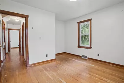 8 Old Plank Road, Twp of But SE, PA 16001 - Photo 18