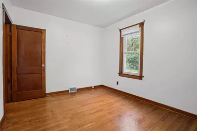 8 Old Plank Road, Twp of But SE, PA 16001 - Photo 14