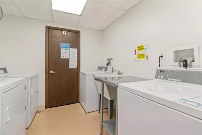 5600 Munhall Rd #901, Pittsburgh, PA 15217 - Photo 34