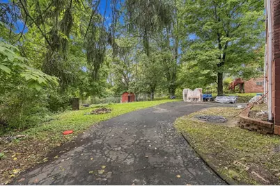 274 Patterson Road, Bethel Park, PA 15102 - Photo 22