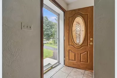 274 Patterson Road, Bethel Park, PA 15102 - Photo 2
