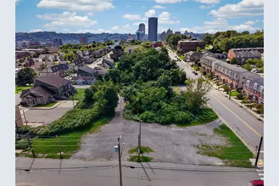 2166 Bedford Ave, Pittsburgh, PA 15219 - Photo 18