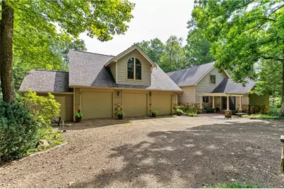 944 Latonka Dr, Coolspring Township, PA 16137 - Photo 4