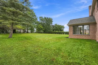 2037 Broad Hill Farms Rd, Moon/Crescent Twp, PA 15108 - Photo 46