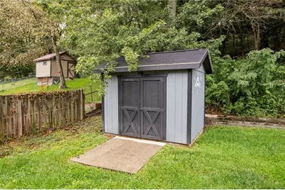 232 Sharon Dr, Pittsburgh, PA 15221 - Photo 48