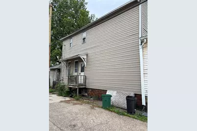 306 Park Rd, Ambridge, PA 15003 - Photo 2