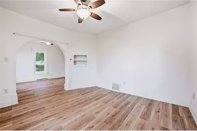 560 Sheridan St, Hermitage, PA 16148 - Photo 8