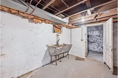 560 Sheridan St, Hermitage, PA 16148 - Photo 32