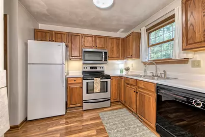 1128 Cranston Drive, Greensburg, PA 15601 - Photo 4