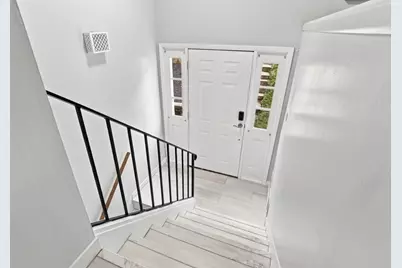 105 Locust Ln, Pittsburgh, PA 15241 - Photo 18