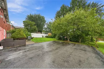 244 Westland Dr, Hempfield Township, PA 15601 - Photo 24