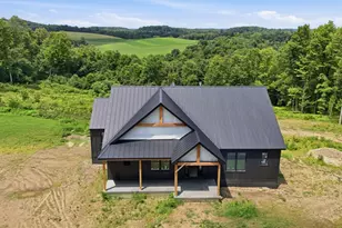 190 Farm Rdg Ln, Fairview Township, PA 16025 - Photo 4