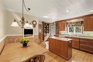 12 Market Ct, Bradford Woods, PA 15015 - Photo 8