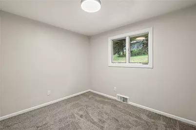 2626 Washington Blvd, Glassport, PA 15045 - Photo 14