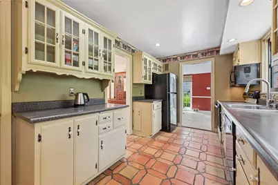 111 E Bruceton Rd, Pittsburgh, PA 15236 - Photo 16