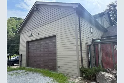 1004 Becks Run Rd, Pittsburgh, PA 15210 - Photo 14