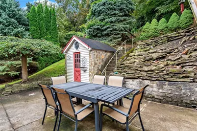 2736 Shelly St, Pittsburgh, PA 15203 - Photo 24
