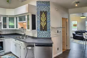 2736 Shelly St, Pittsburgh, PA 15203 - Photo 6