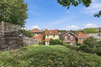 924 Woodbourne Avenue, Pittsburgh, PA 15226 - Photo 4