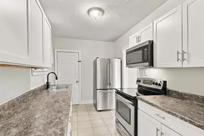 2004 Pioneer Ave, Pittsburgh, PA 15226 - Photo 12