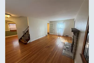 218 Jackson Circle, Ross Twp, PA 15229 - Photo 4