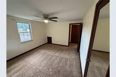 218 Jackson Circle, Ross Twp, PA 15229 - Photo 28