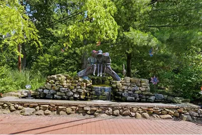 218 Jackson Circle, Ross Twp, PA 15229 - Photo 40