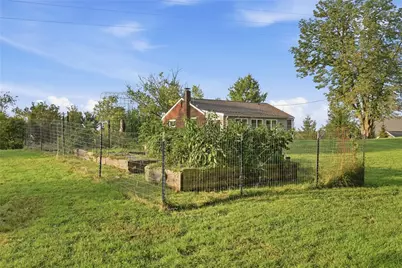 407 McDowell Lane, Canonsburg, PA 15317 - Photo 24