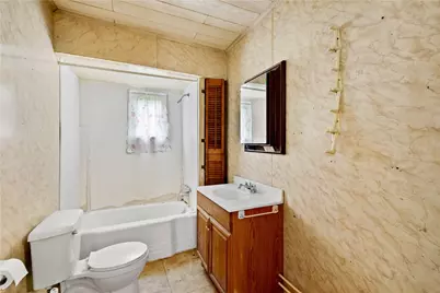 205 McCormick Ave, Bentleyville, PA 15314 - Photo 16