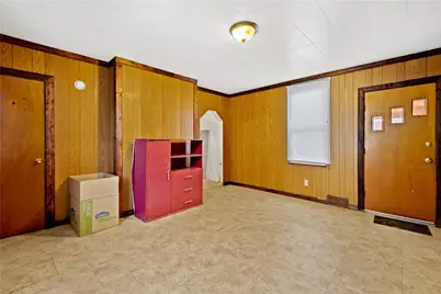 205 McCormick Ave, Bentleyville, PA 15314 - Photo 12