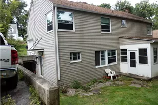 119 Keppler Dr, Westmont Hilltop School District, PA 15905 - Photo 2