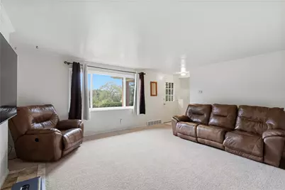 171 Campmeeting Rd, Findlay Township, PA 15026 - Photo 8