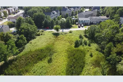 3227 Camberly Dr, Hampton, PA 15044 - Photo 6