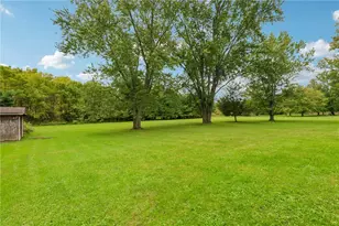 127 Lakeview St, North Beaver Township, PA 16112 - Photo 44